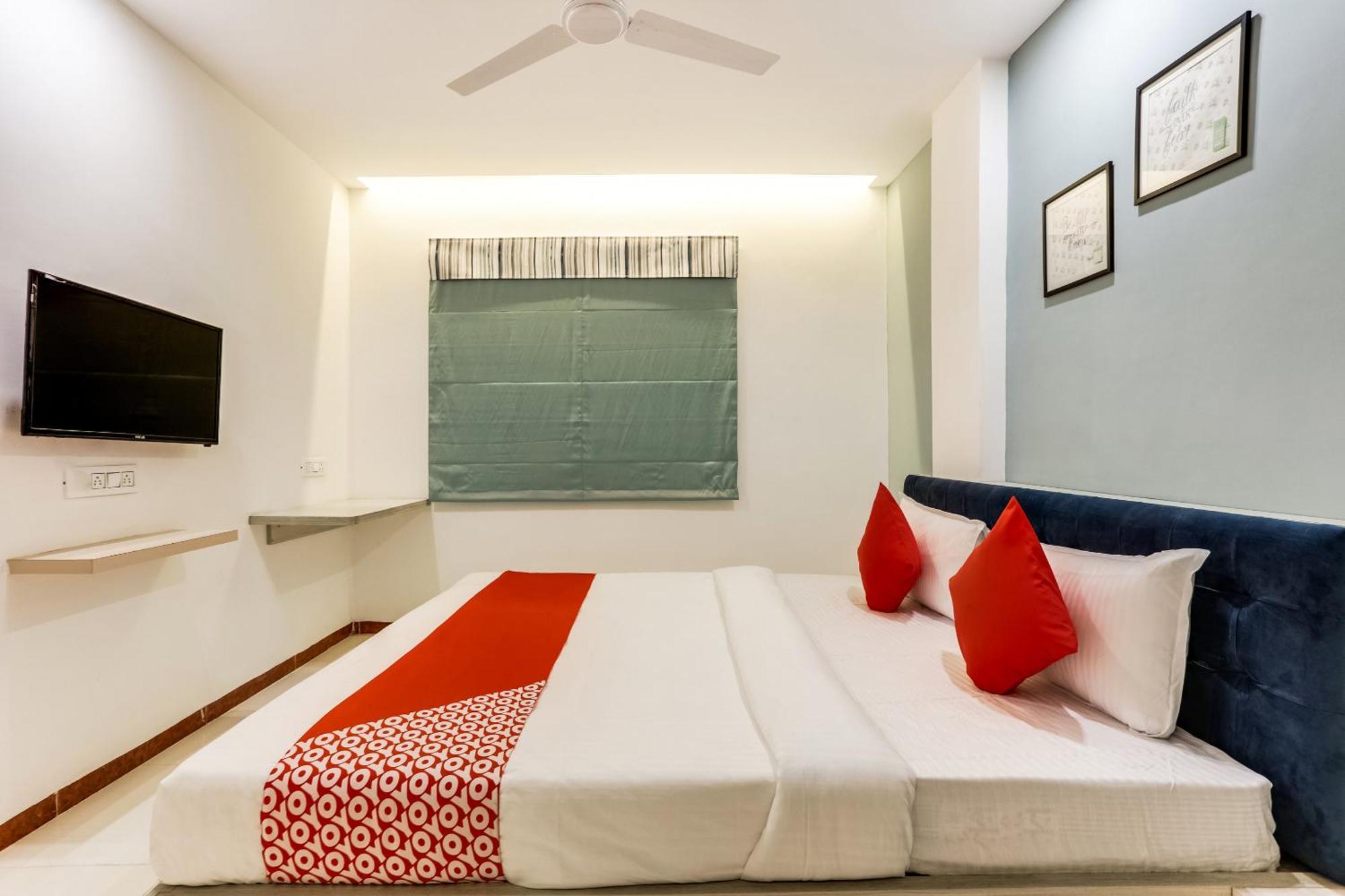 Hotel O Omkar Indore Bagian luar foto